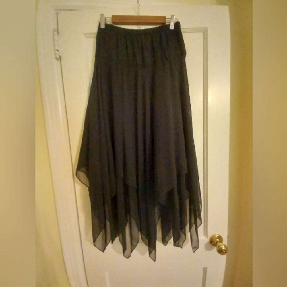Vintage sharktooth hem flowy maxi skirt grunge goth 2000s alternative